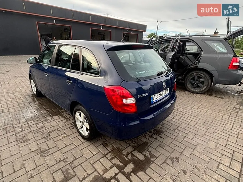 Skoda Fabia 2013 VIN TMBJC25J3D3140766 фото оголошення 3 з 44