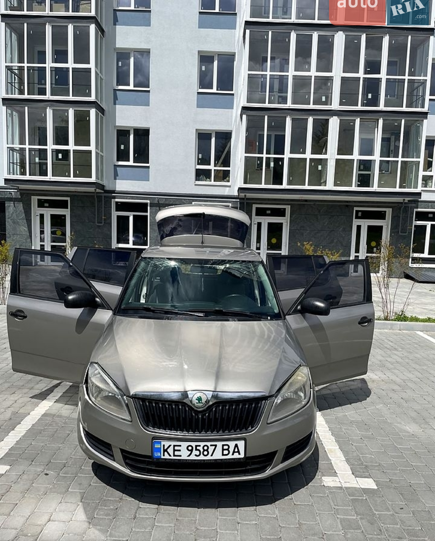 2010 Skoda Fabia - мініатюра 4
