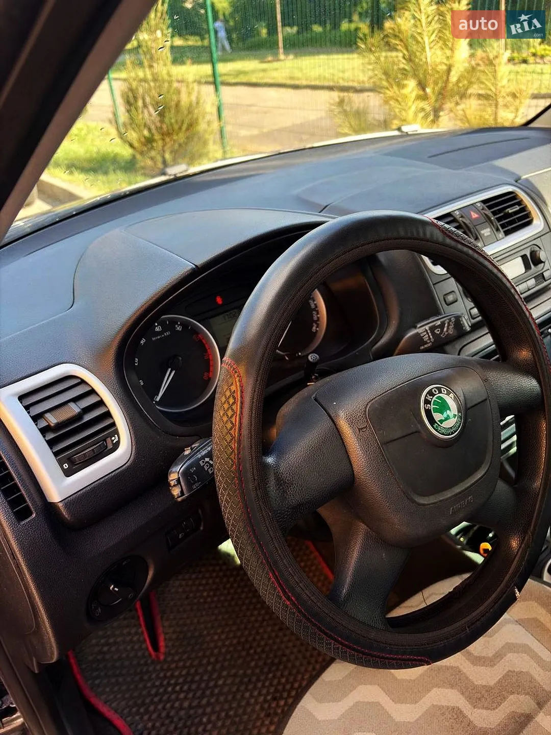2010 Skoda Fabia - мініатюра 14