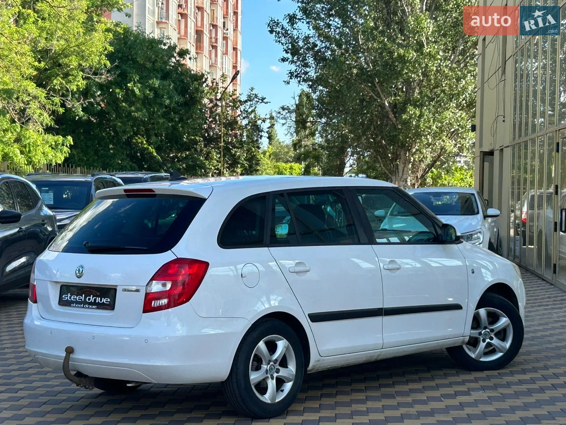 2012 Skoda Fabia - мініатюра 4
