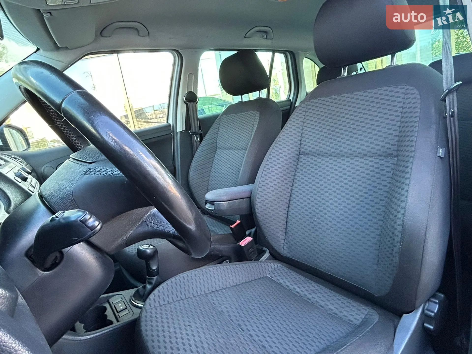 2012 Skoda Fabia - мініатюра 7