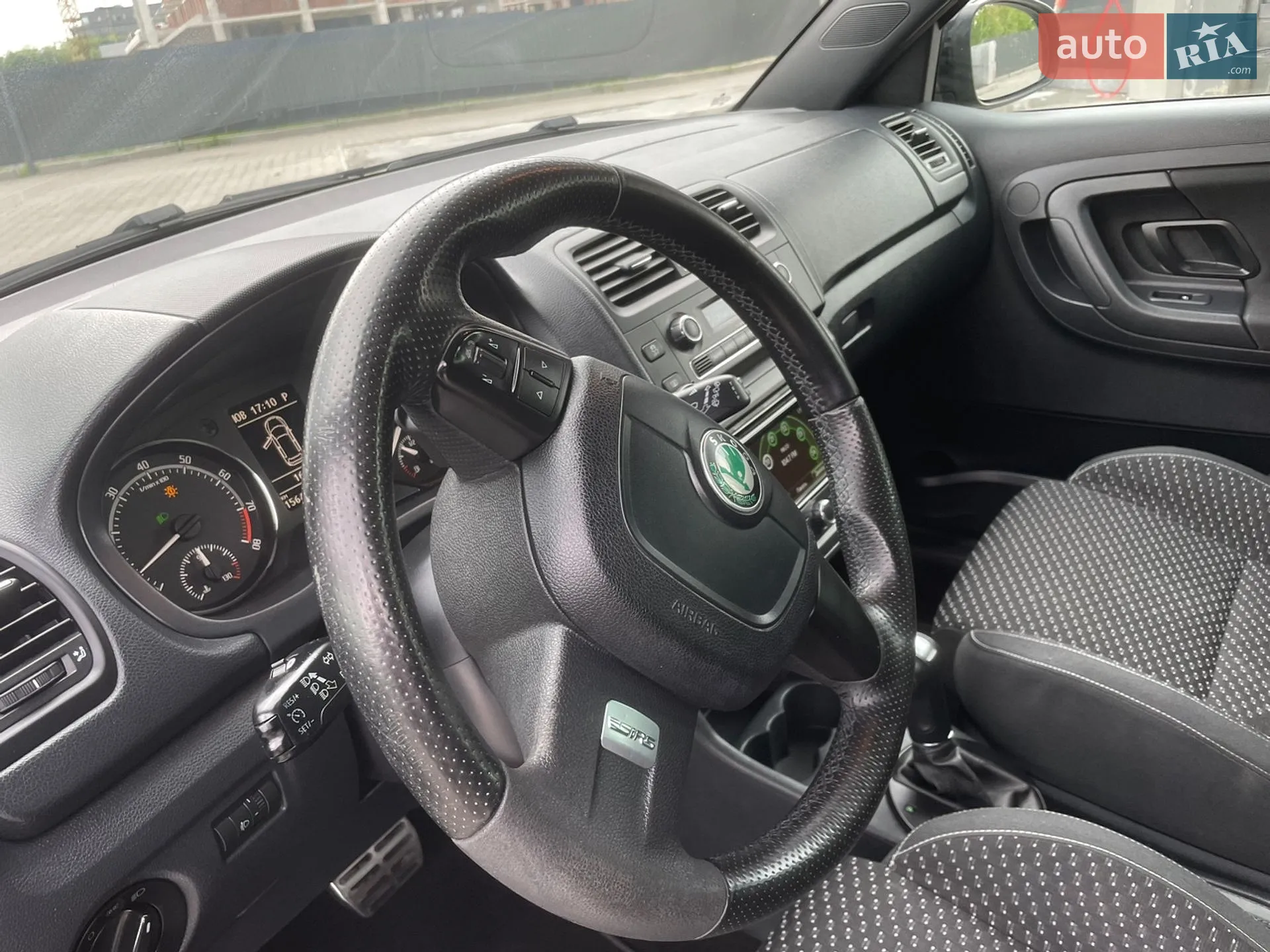 2012 Skoda Fabia - мініатюра 30