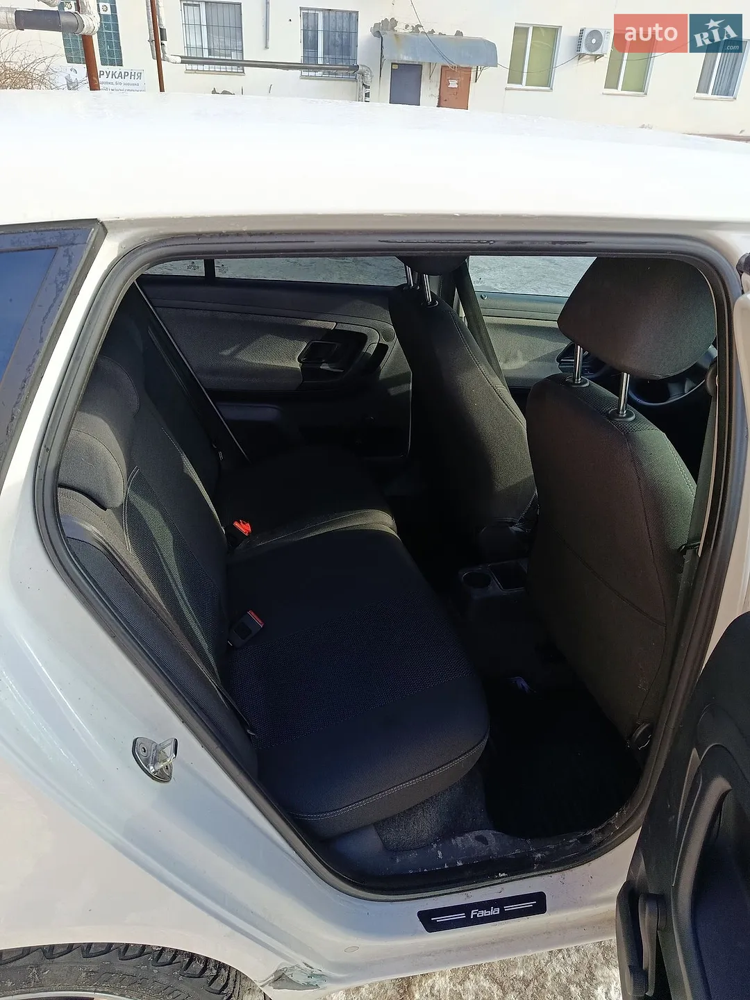 2011 Skoda Fabia - мініатюра 3