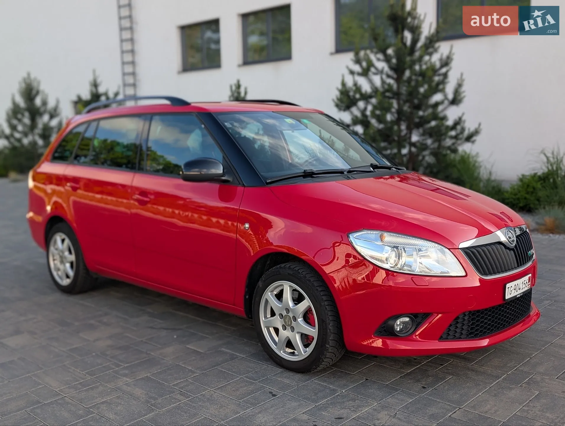 2011 Skoda Fabia - мініатюра 8