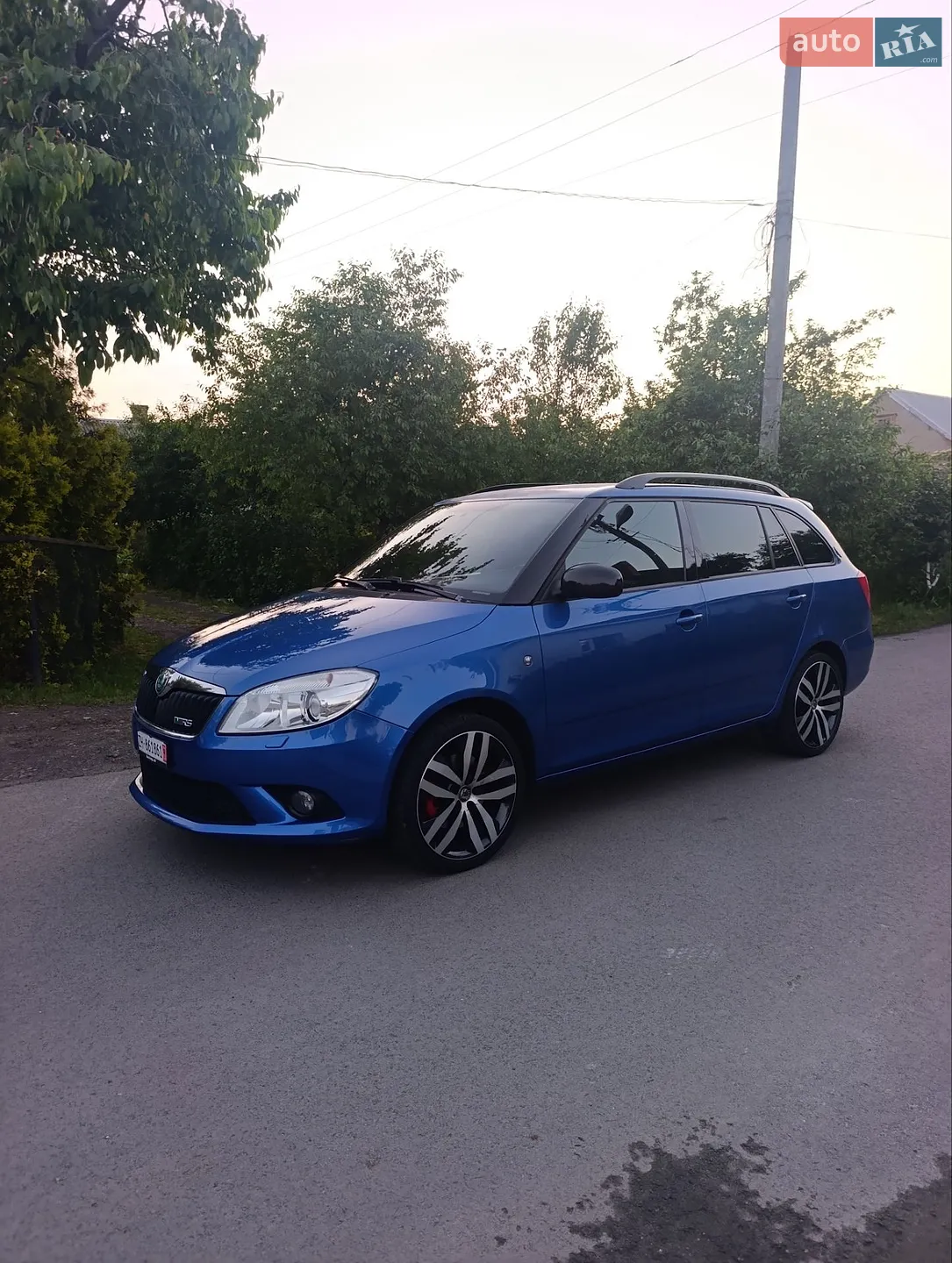 2011 Skoda Fabia - мініатюра 3