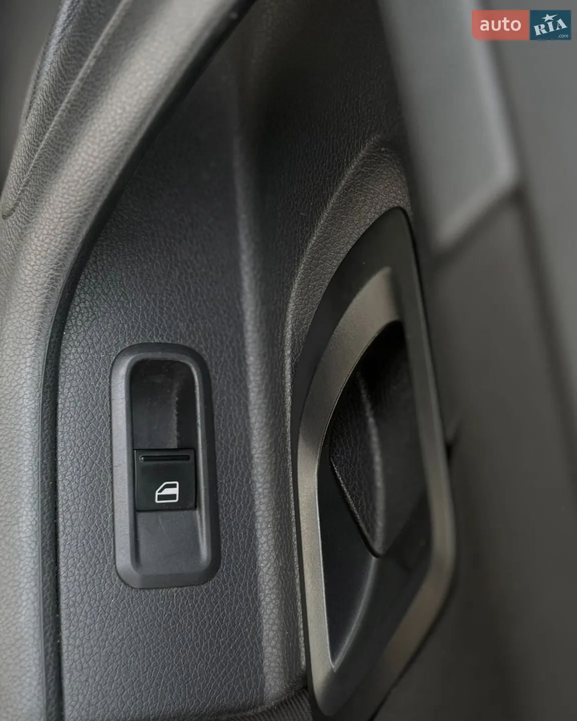 2012 Skoda Fabia - мініатюра 10