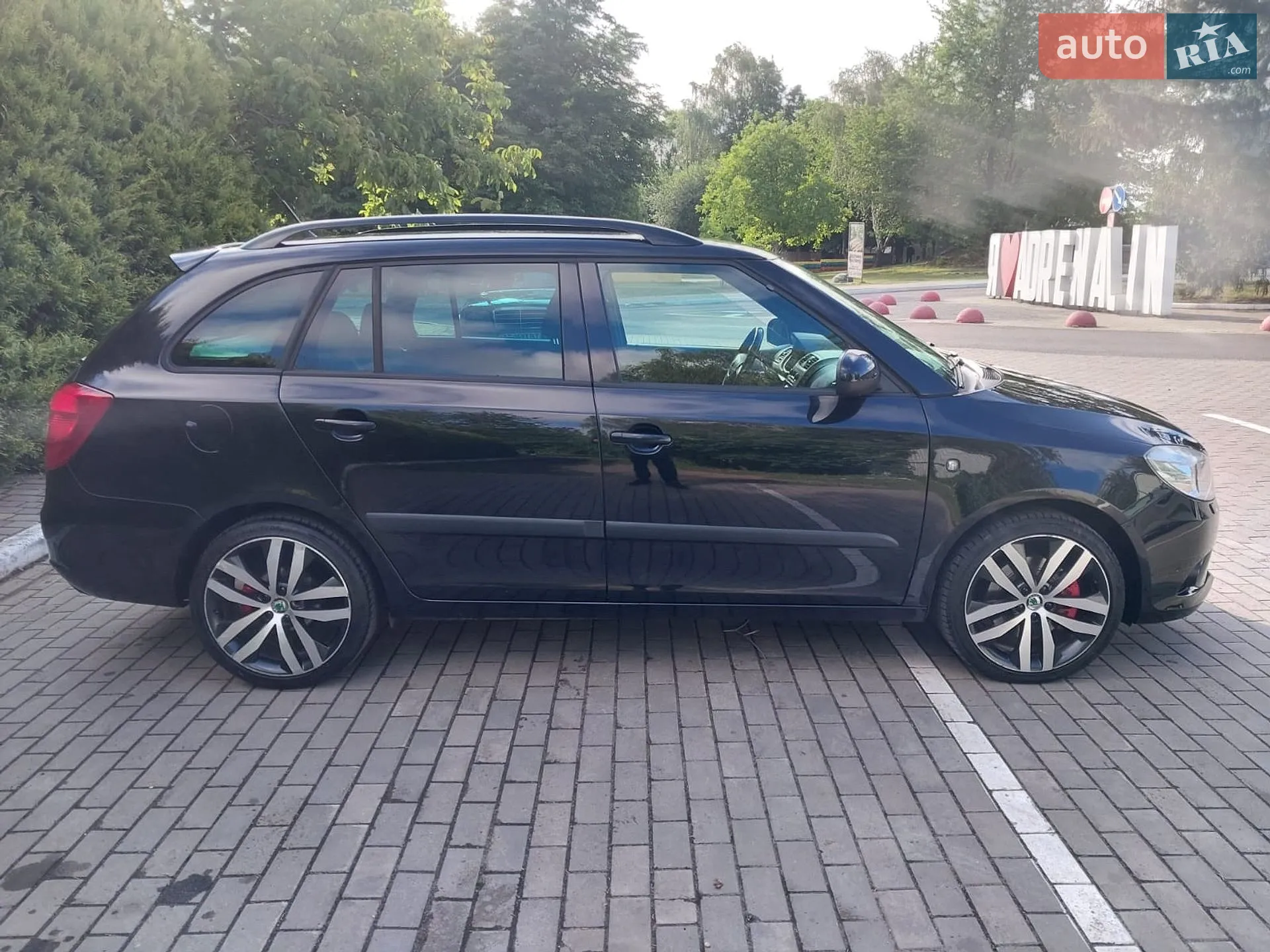 2010 Skoda Fabia - мініатюра 6