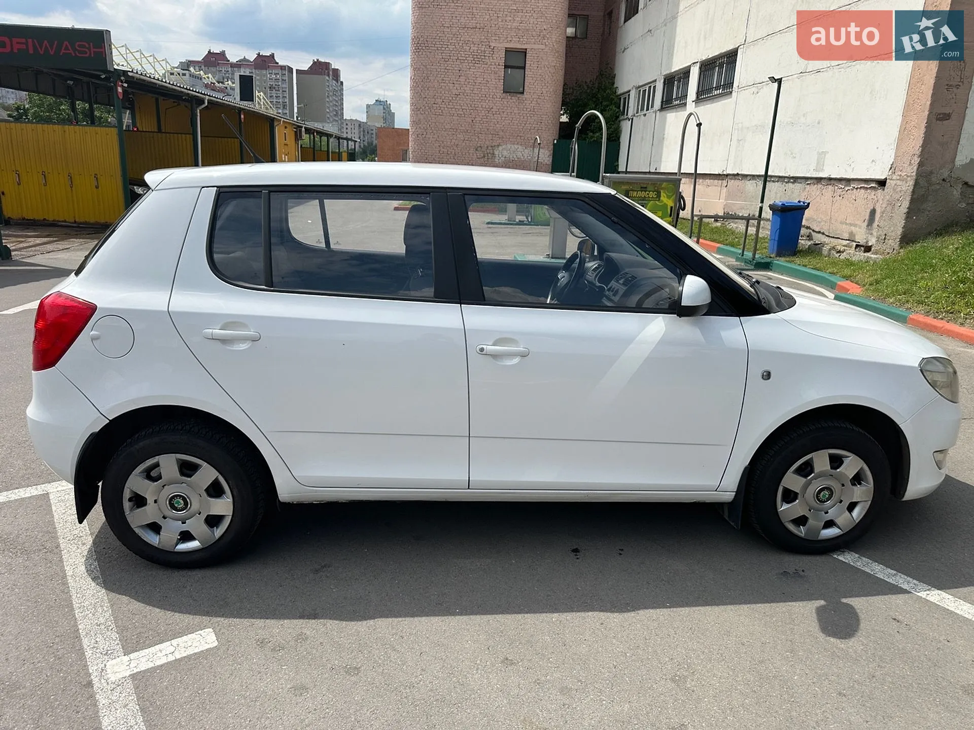 2014 Skoda Fabia - мініатюра 4