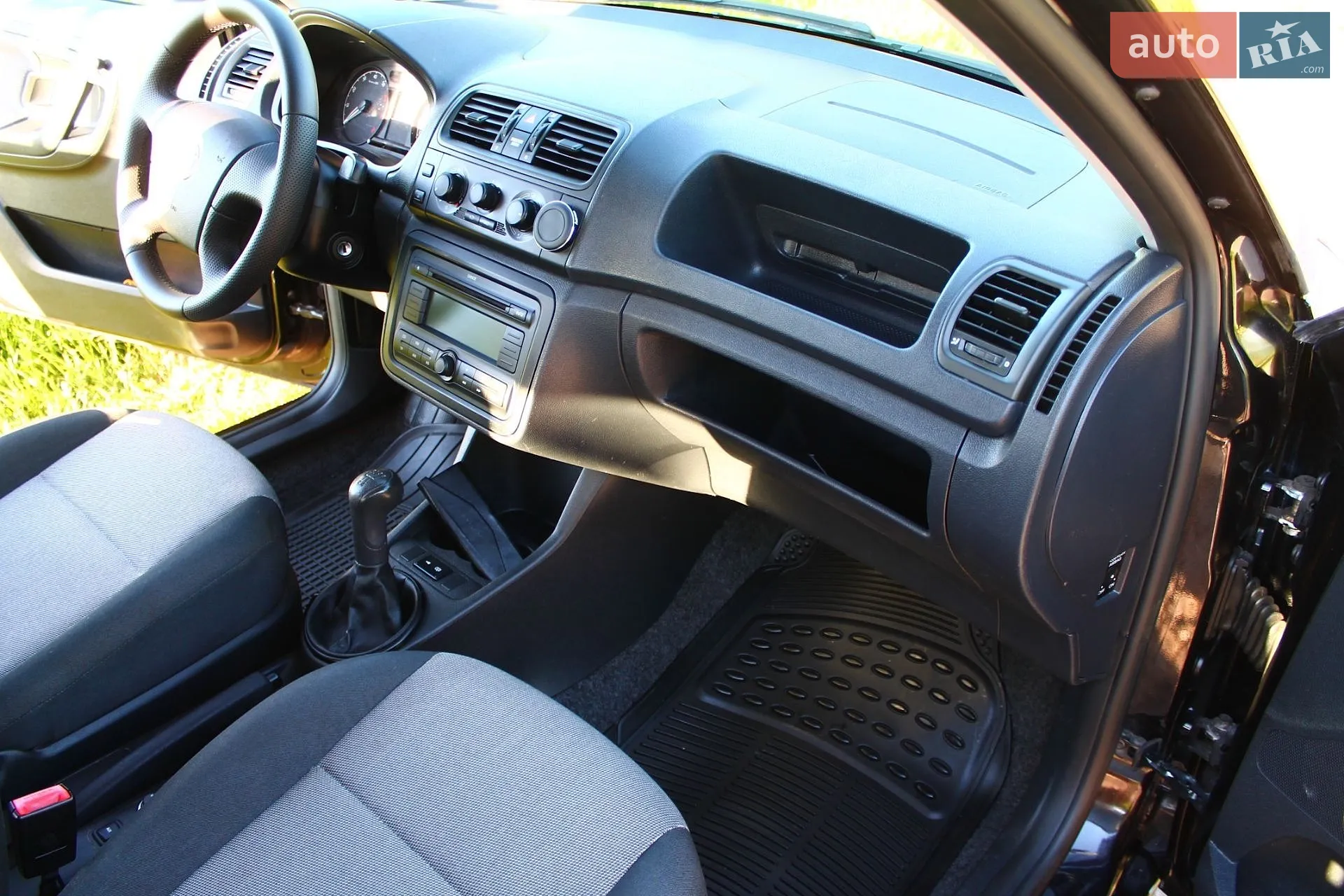 2010 Skoda Fabia - мініатюра 43