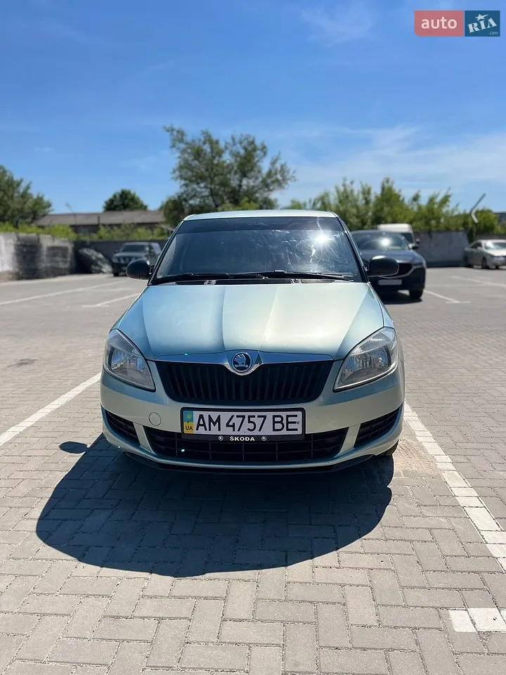 2014 Skoda Fabia - мініатюра 38