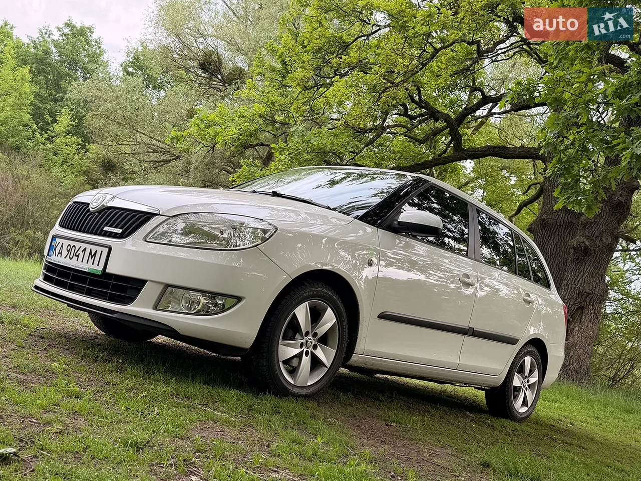 2011 Skoda Fabia - мініатюра 34