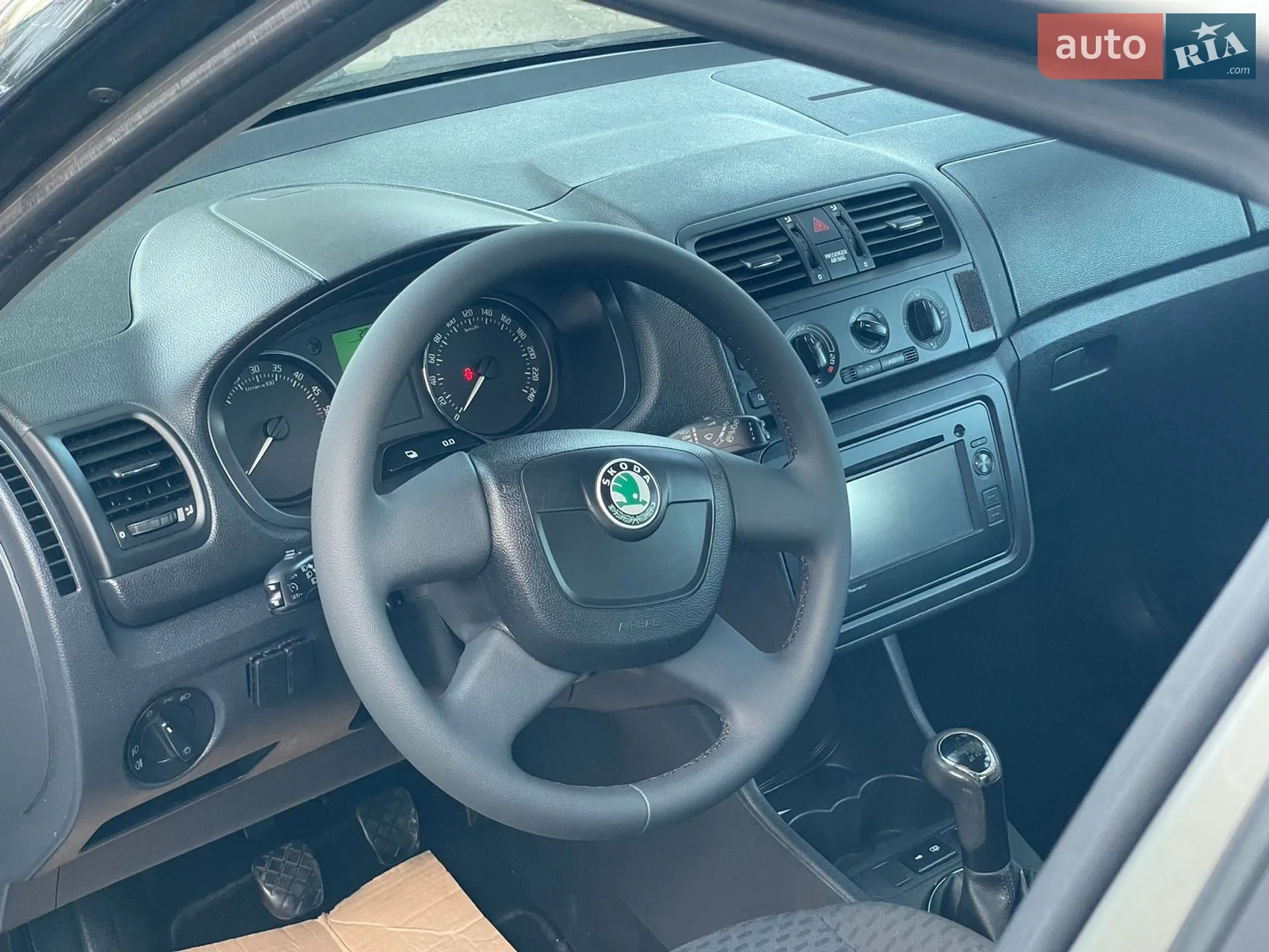 2010 Skoda Fabia - мініатюра 8