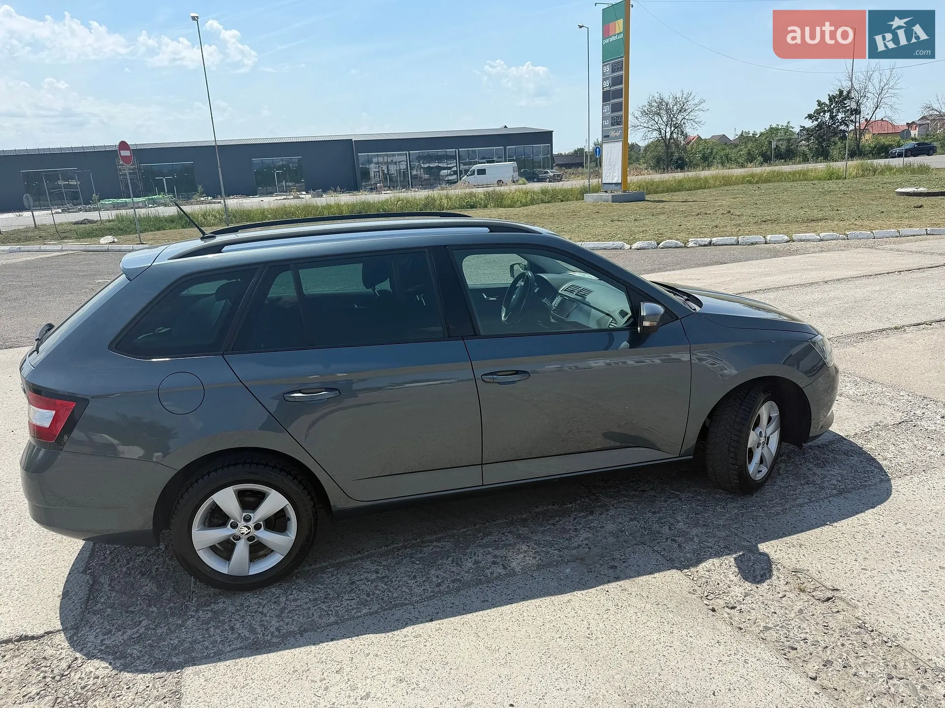 2015 Skoda Fabia - мініатюра 10