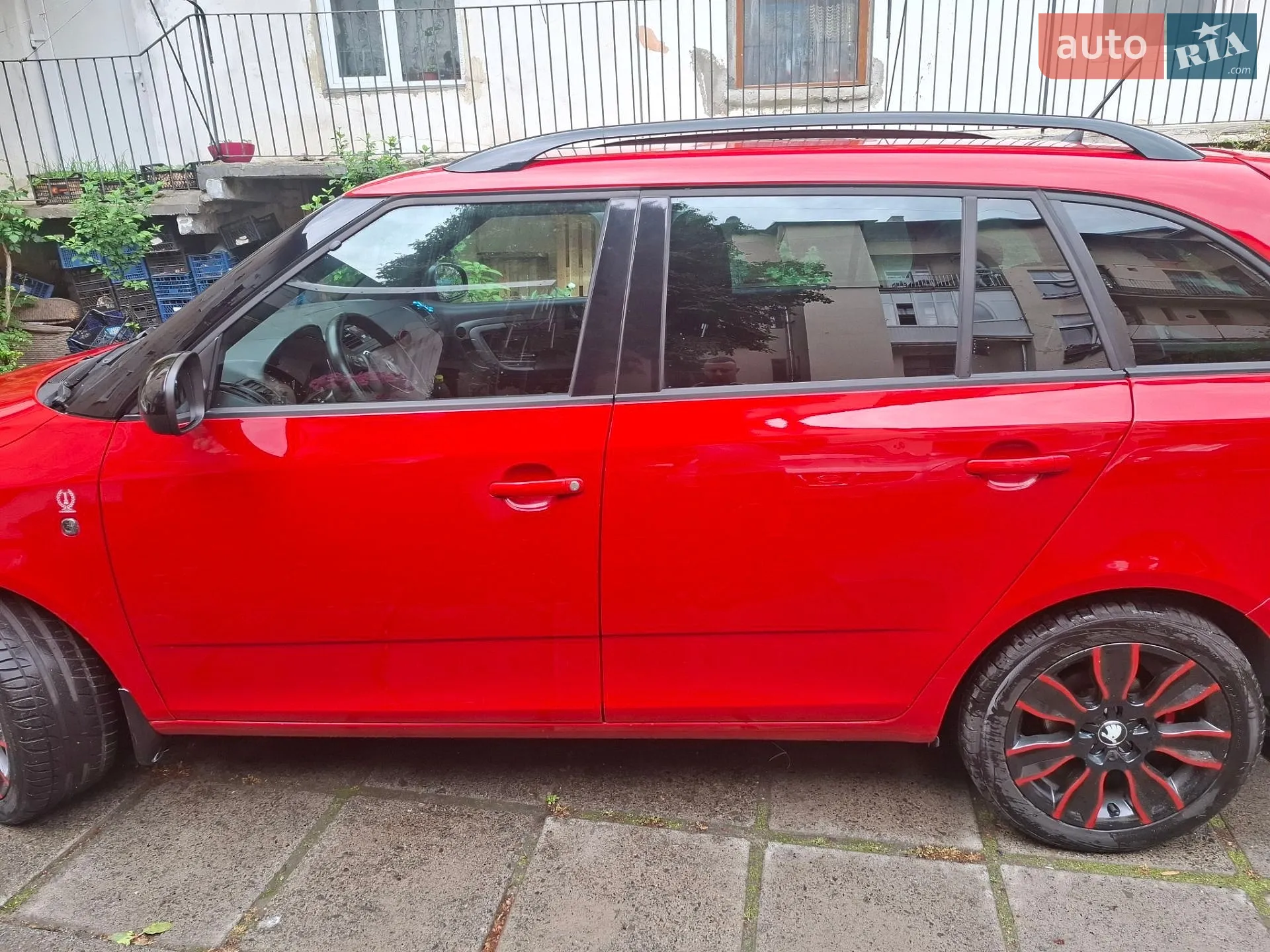 2011 Skoda Fabia - мініатюра 10
