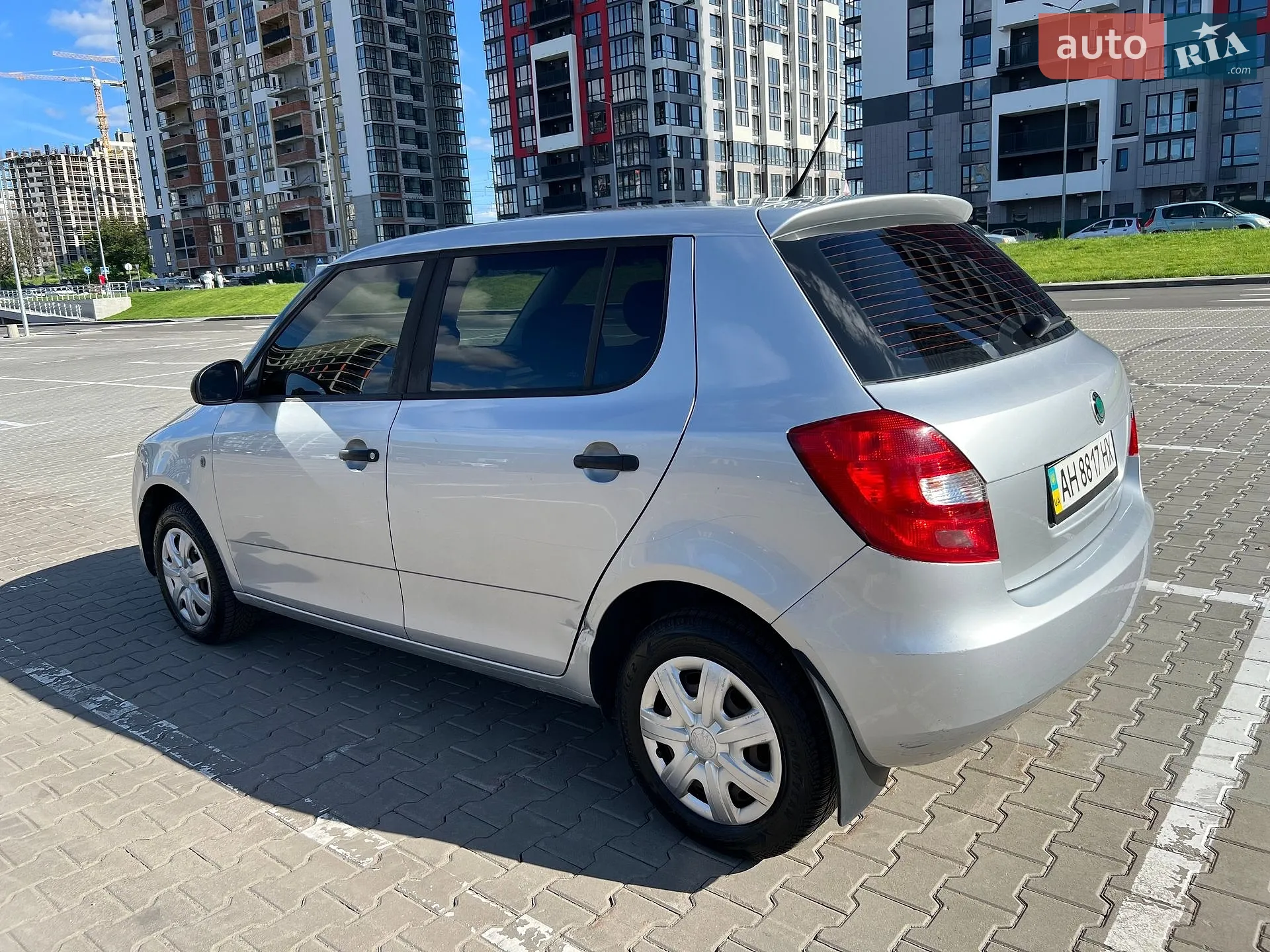 2012 Skoda Fabia - мініатюра 9