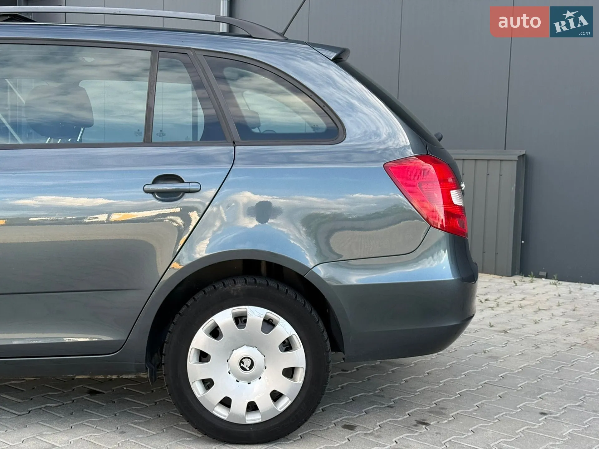 2013 Skoda Fabia - мініатюра 3