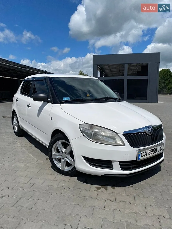 2013 Skoda Fabia - мініатюра 21