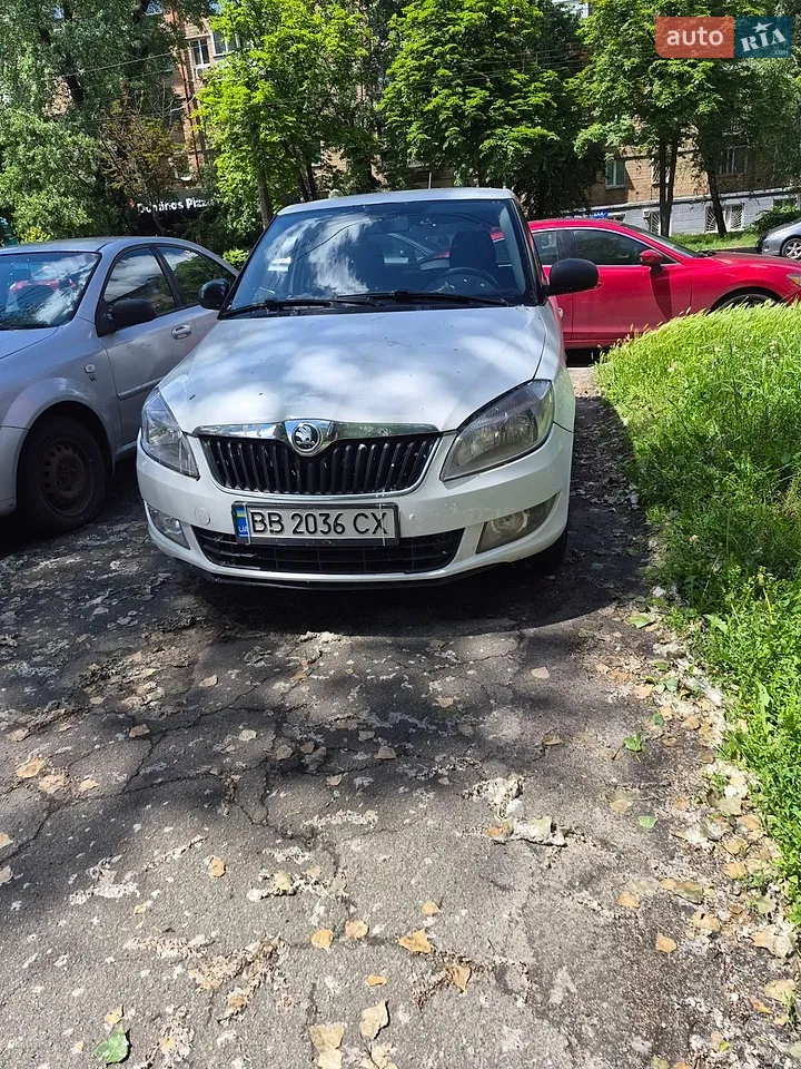 2013 Skoda Fabia - мініатюра 25