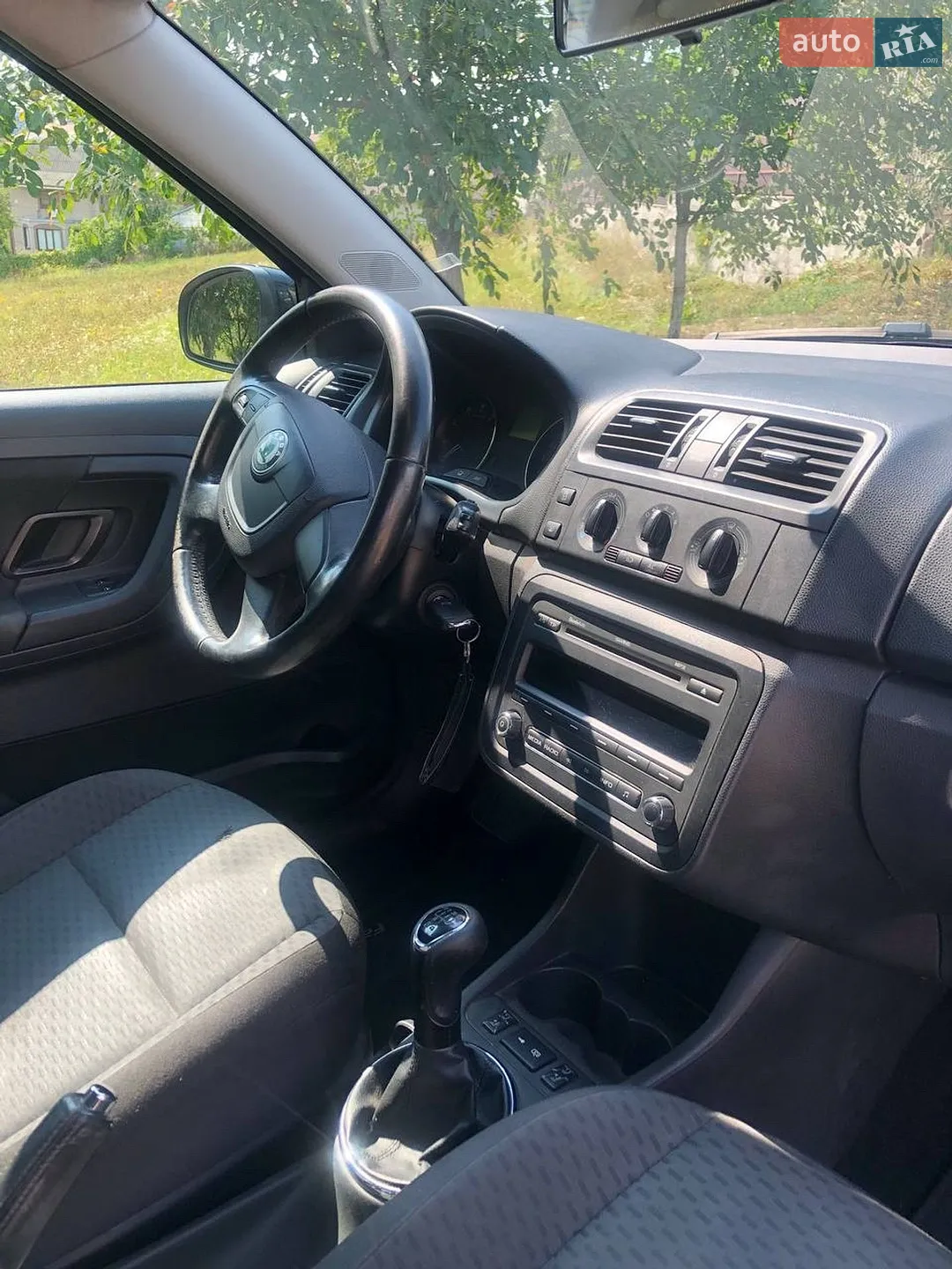 2010 Skoda Fabia - мініатюра 6