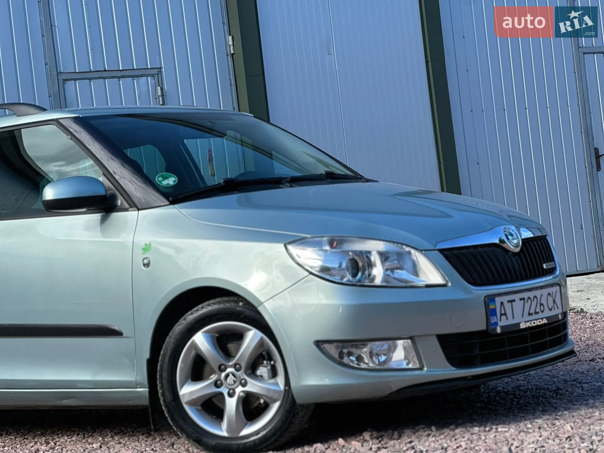 2011 Skoda Fabia - мініатюра 6