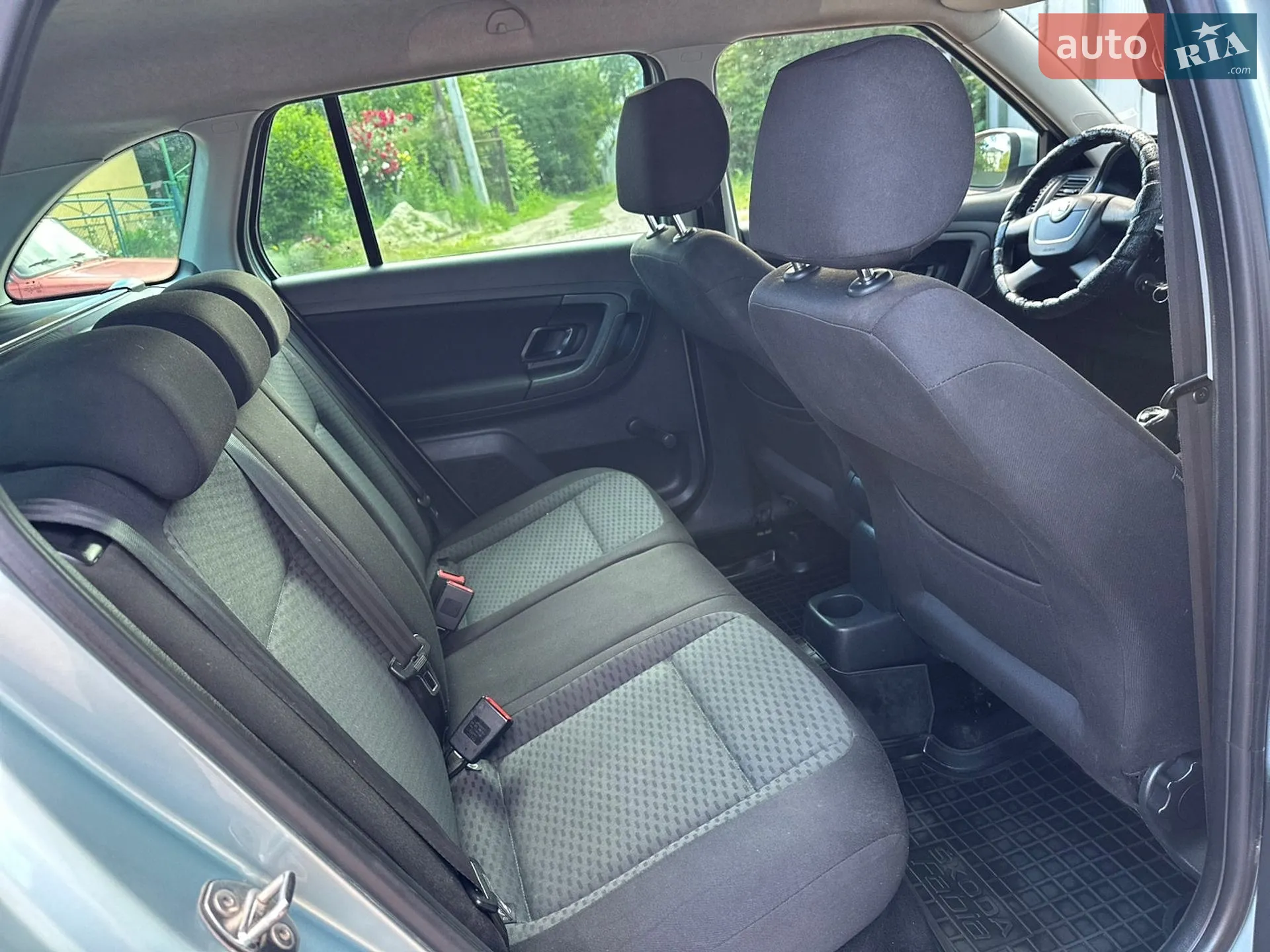 2011 Skoda Fabia - мініатюра 56