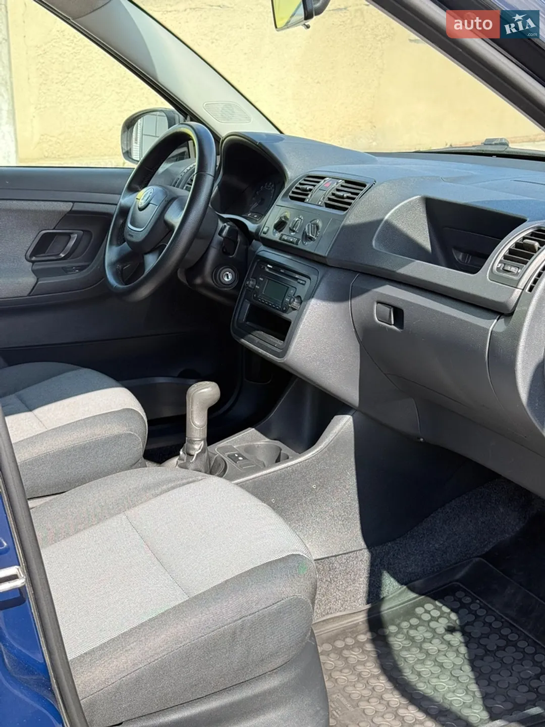 2010 Skoda Fabia - мініатюра 23