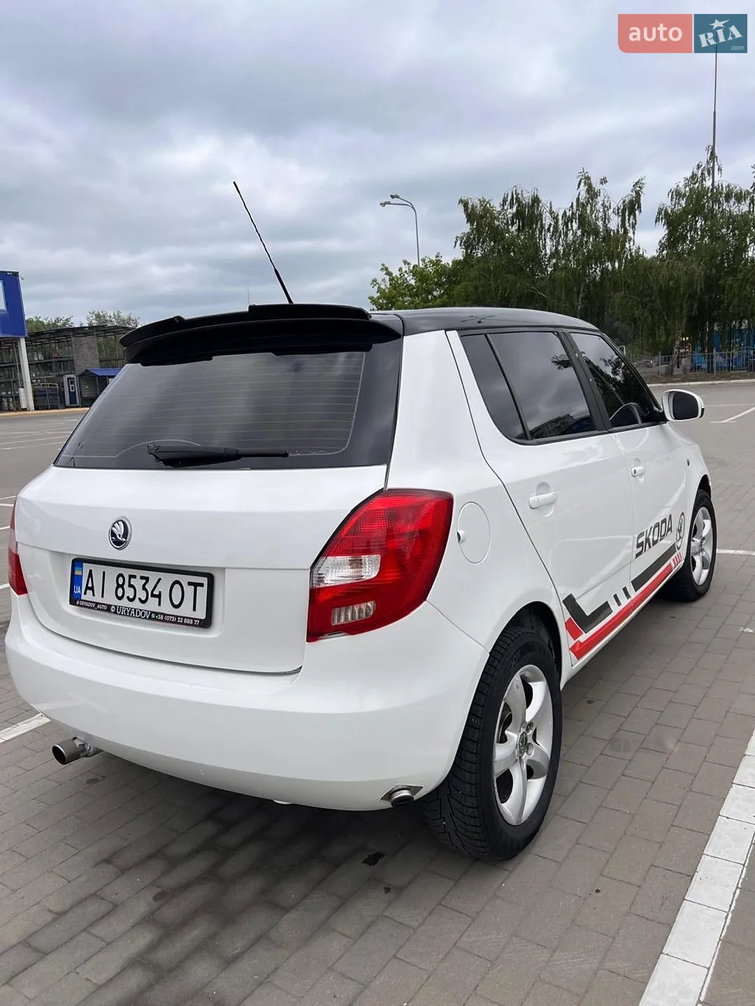 2011 Skoda Fabia - мініатюра 12