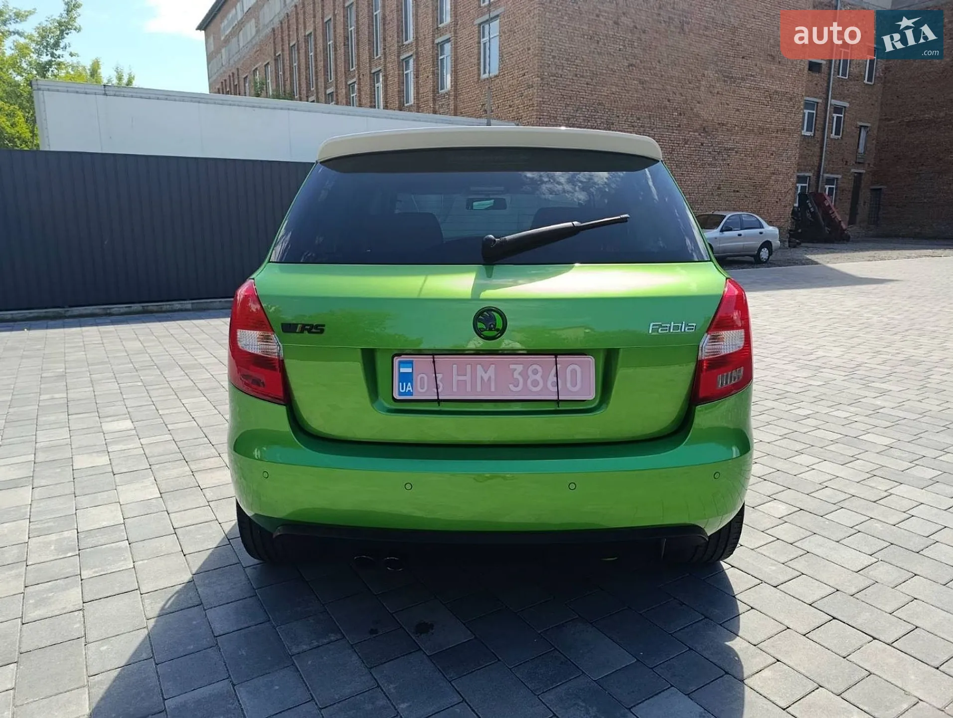 2010 Skoda Fabia - мініатюра 9