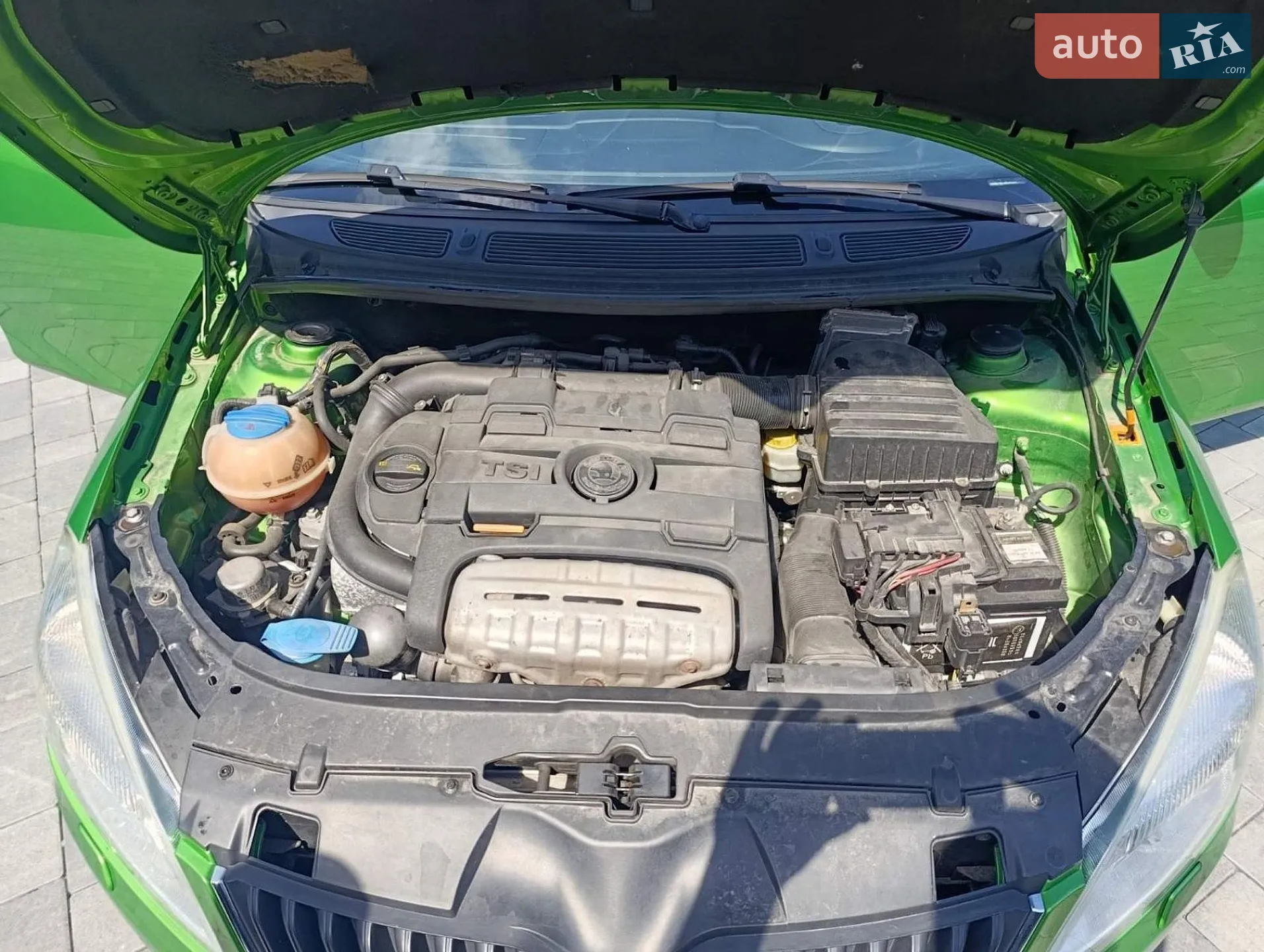 2010 Skoda Fabia - мініатюра 15