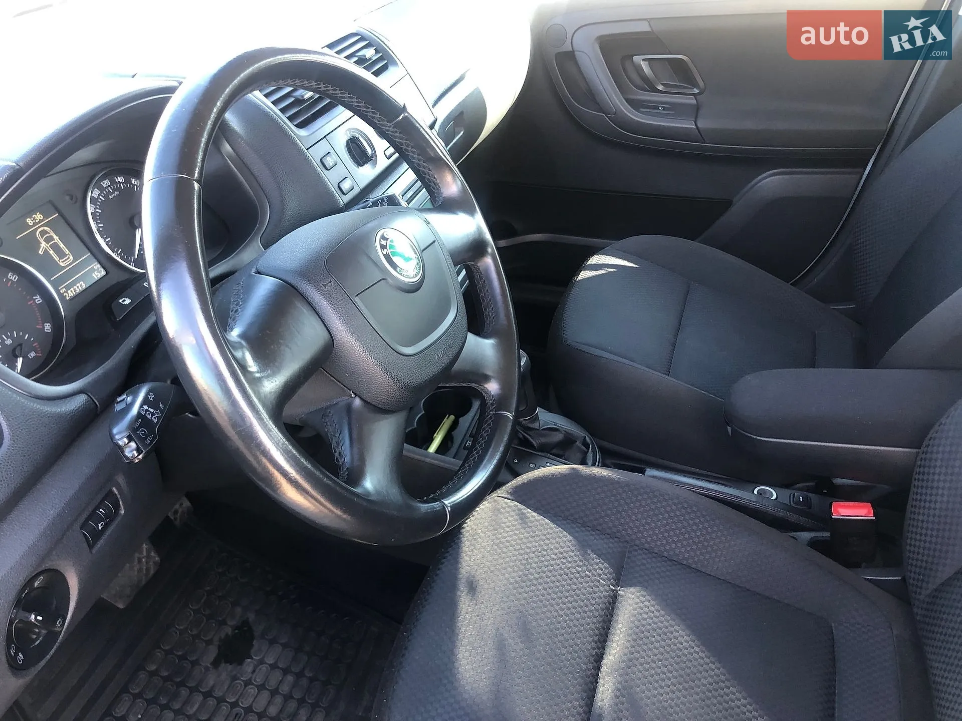 2011 Skoda Fabia - мініатюра 18