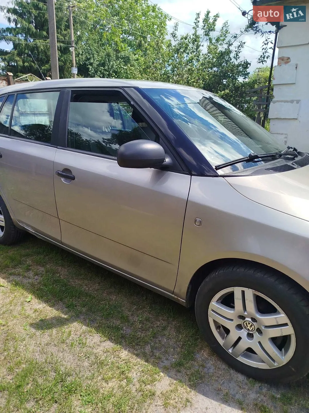 2010 Skoda Fabia - мініатюра 6