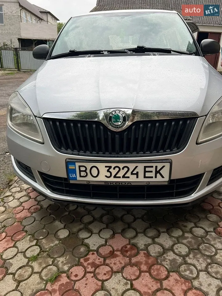 2011 Skoda Fabia - мініатюра 26