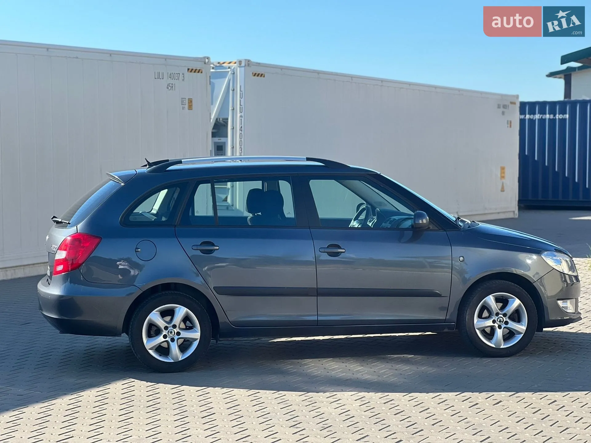 2011 Skoda Fabia - мініатюра 4