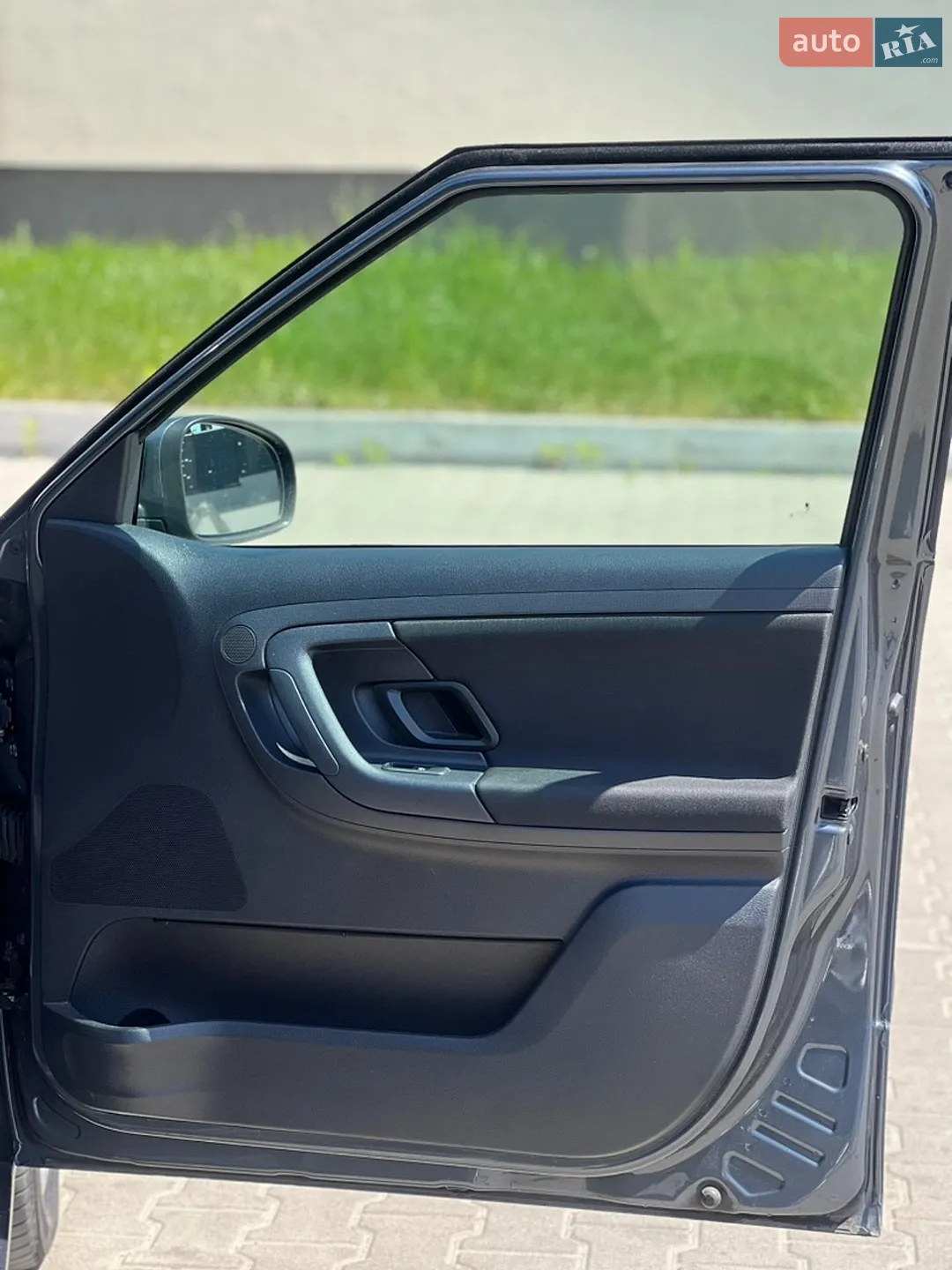 2011 Skoda Fabia - мініатюра 17