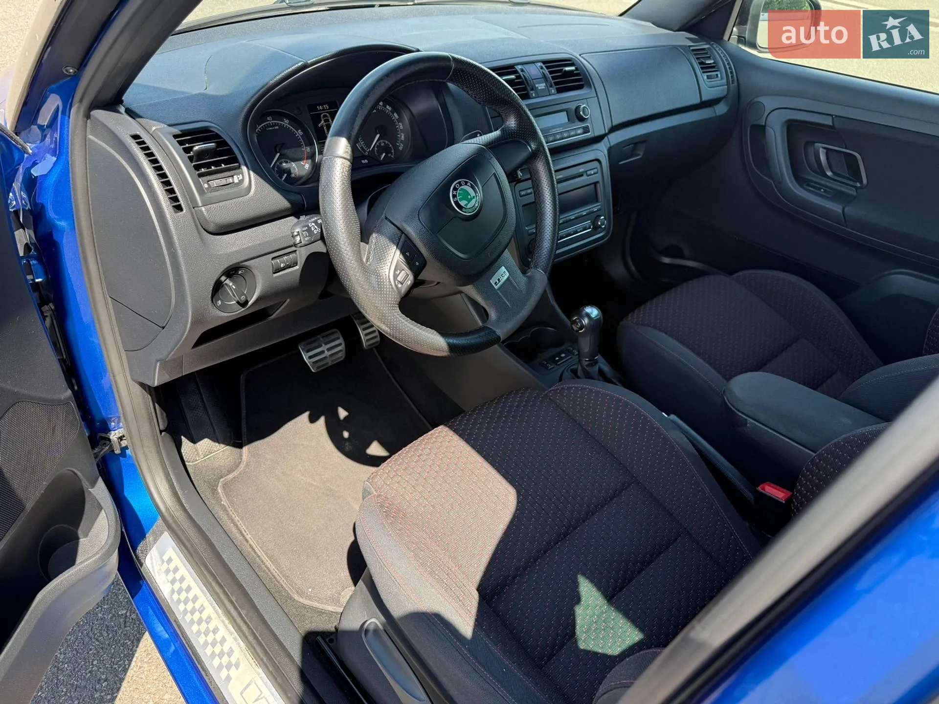 2011 Skoda Fabia - мініатюра 11