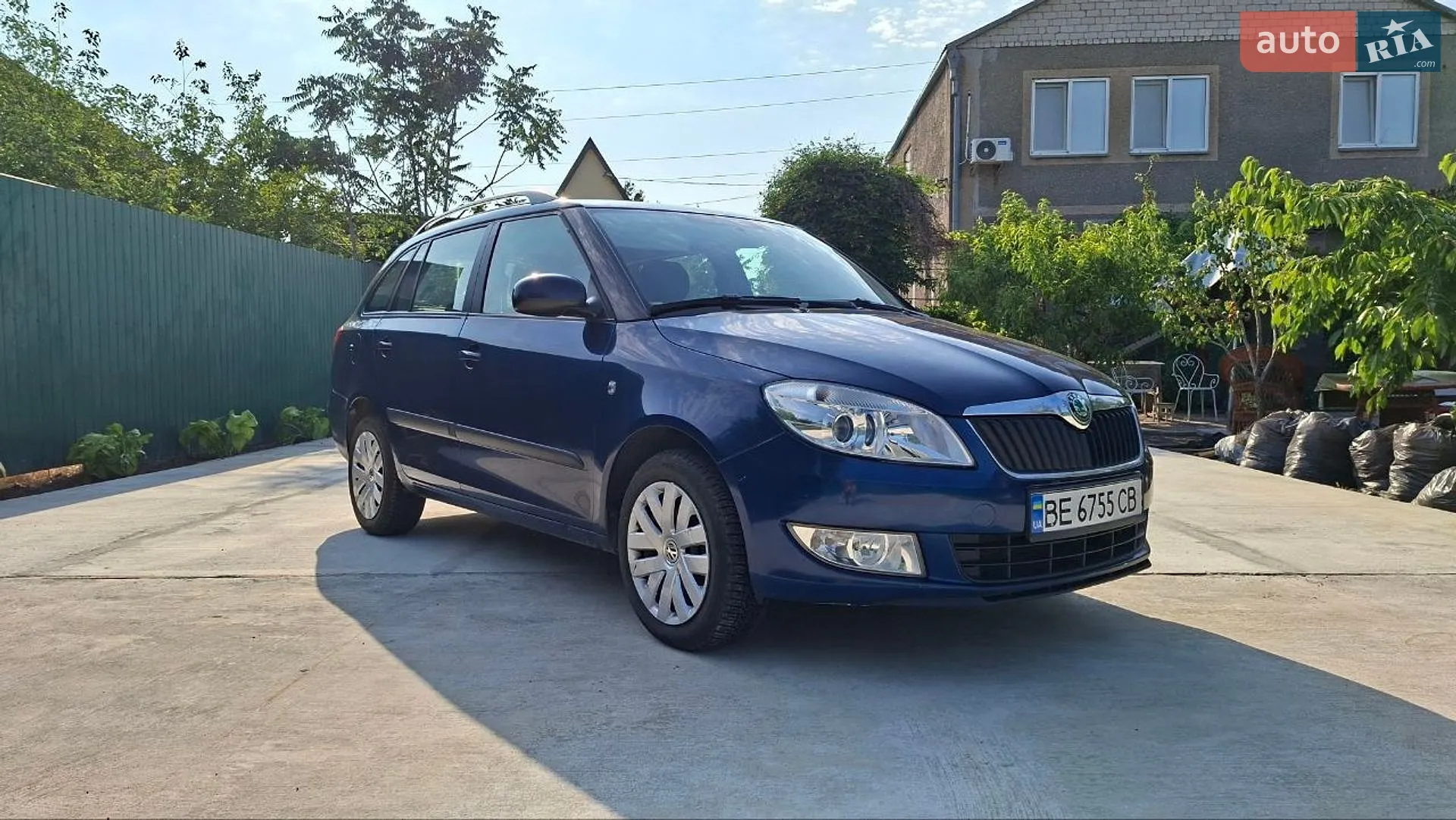 2011 Skoda Fabia - мініатюра 5