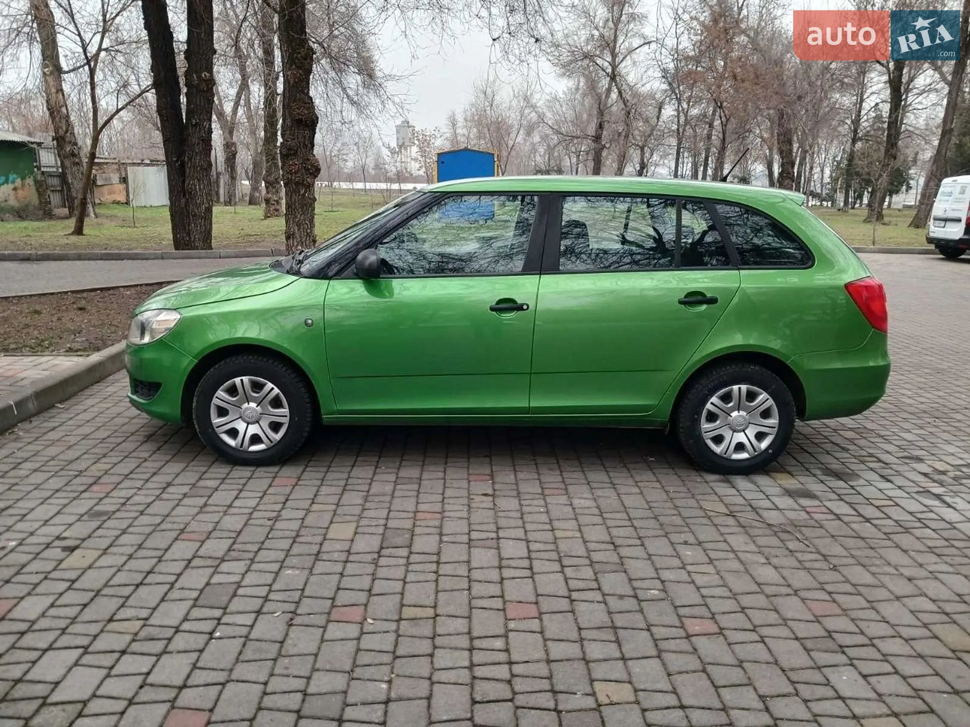 2014 Skoda Fabia - мініатюра 3