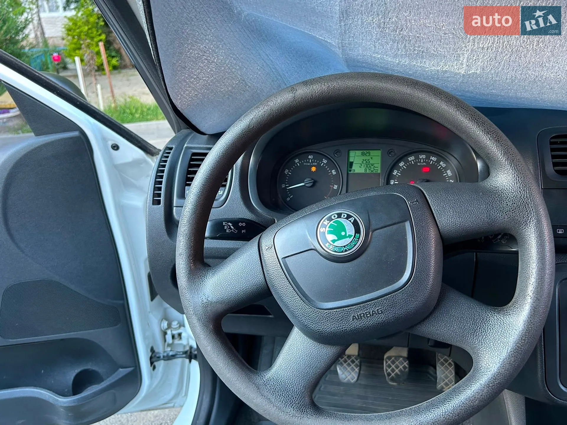 2011 Skoda Fabia - мініатюра 15