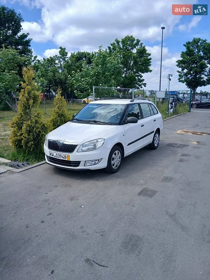 2014 Skoda Fabia - мініатюра 14
