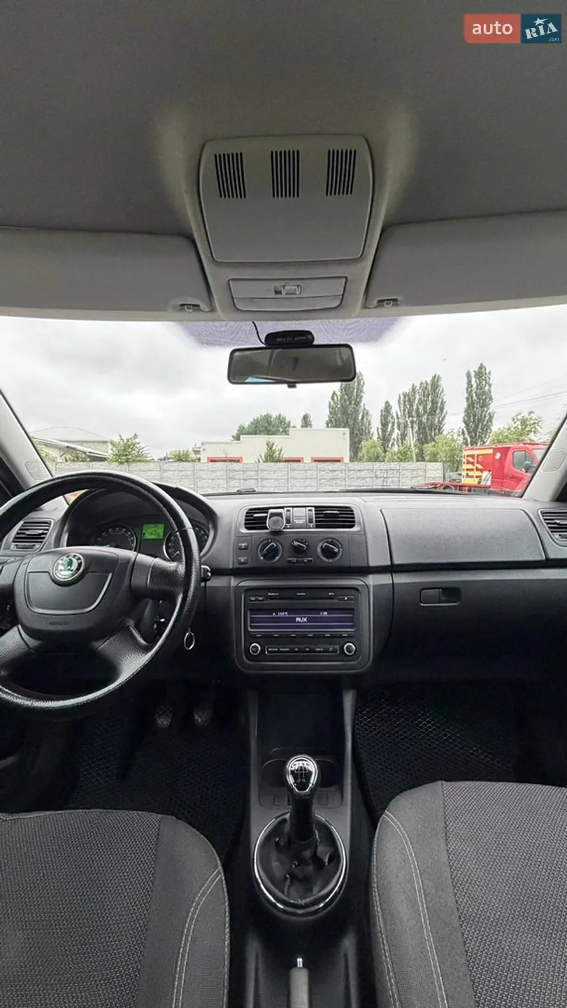 2012 Skoda Fabia - мініатюра 16