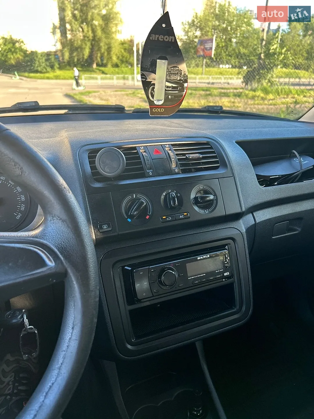 2013 Skoda Fabia - мініатюра 3