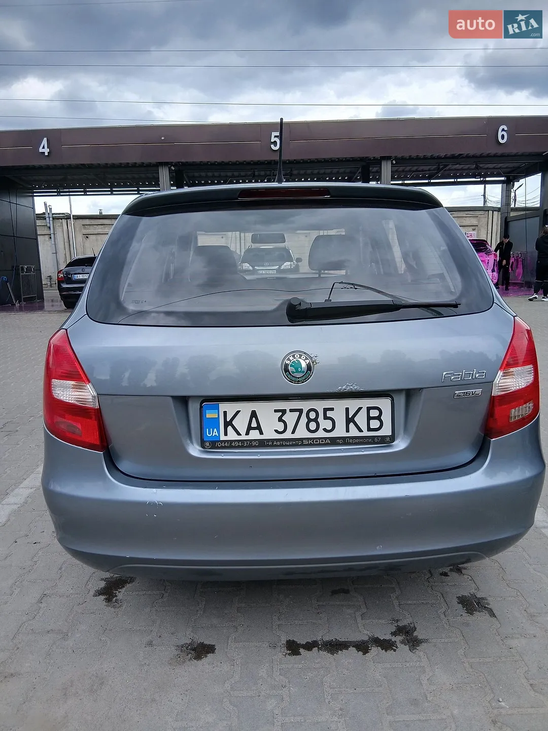 2012 Skoda Fabia - мініатюра 2