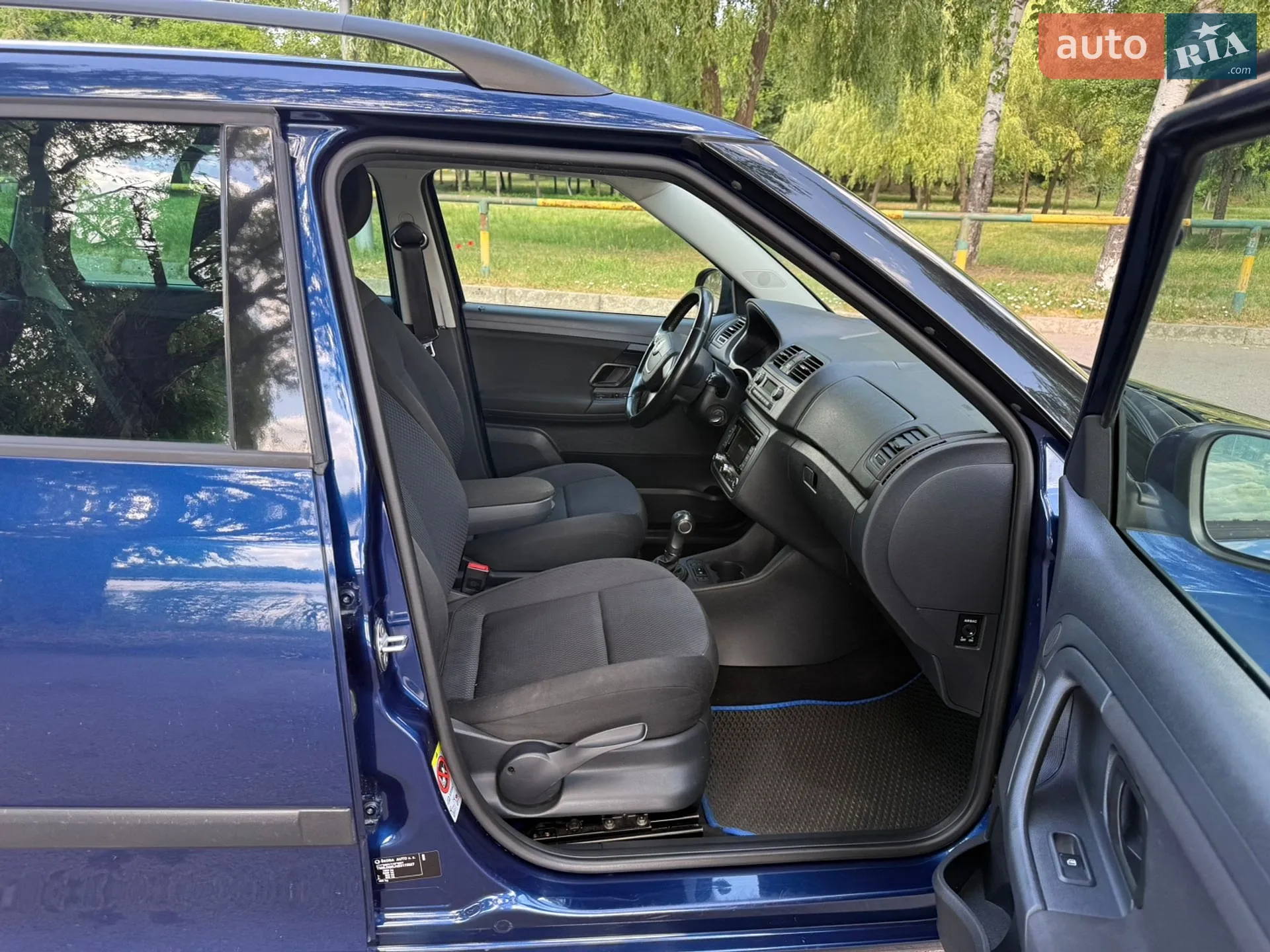 2011 Skoda Fabia - мініатюра 6