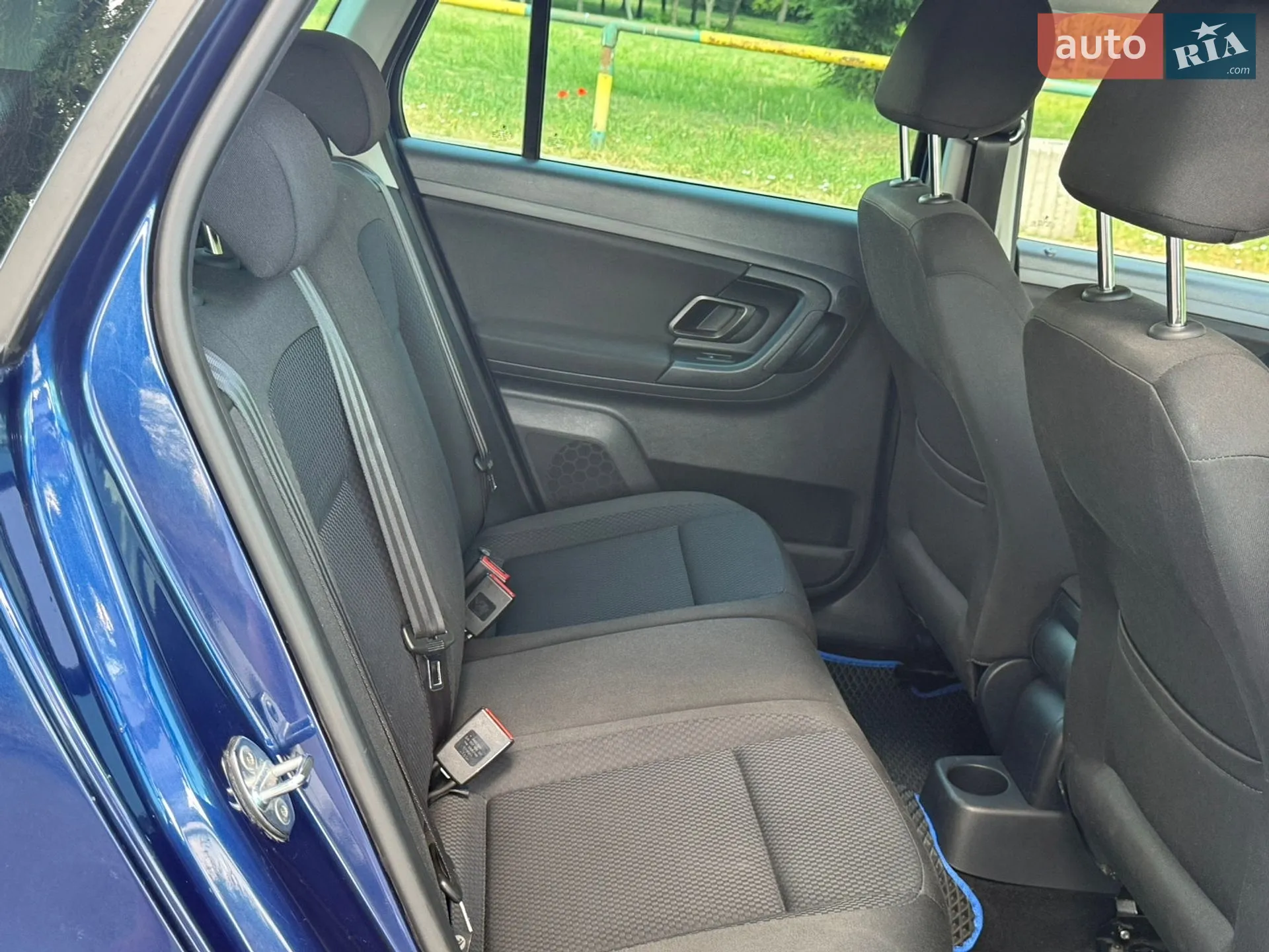2011 Skoda Fabia - мініатюра 52