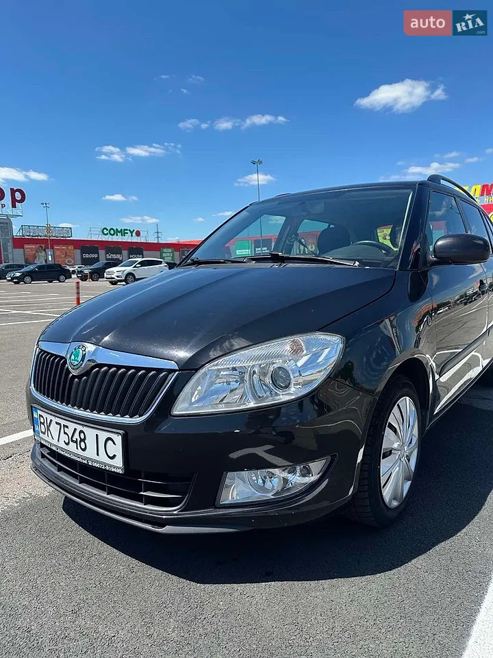 2011 Skoda Fabia - мініатюра 73