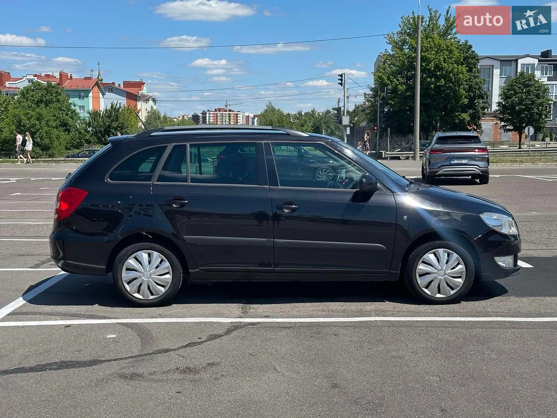 2011 Skoda Fabia - мініатюра 8