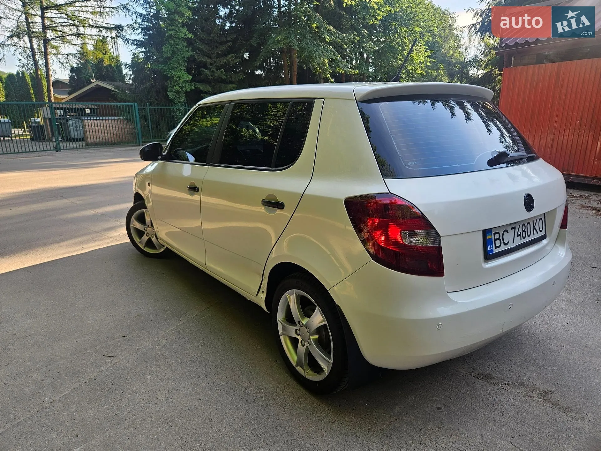 2010 Skoda Fabia - мініатюра 9