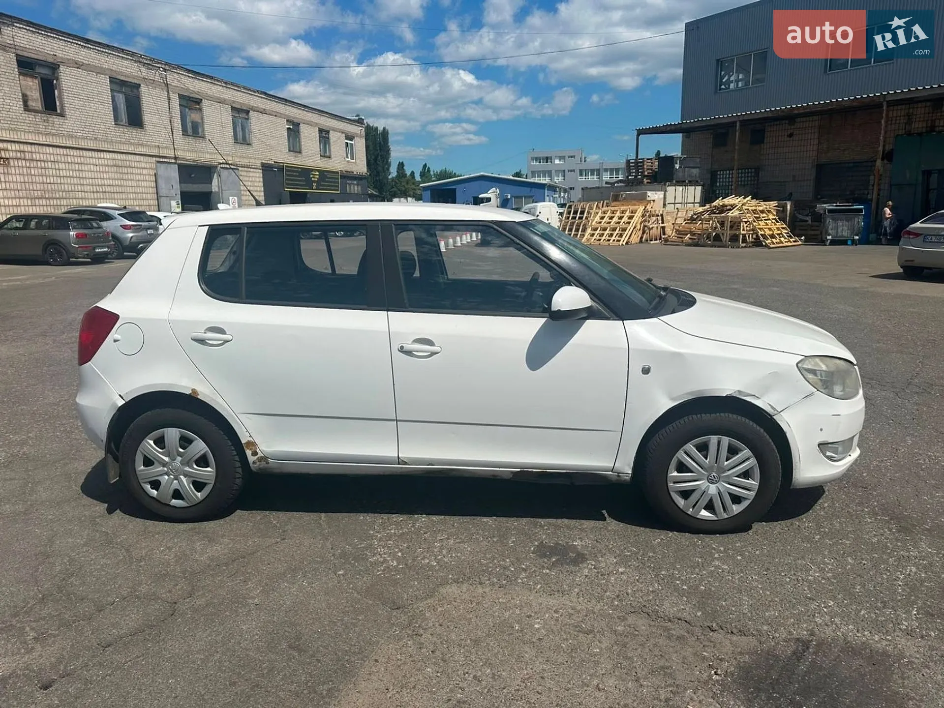 2010 Skoda Fabia - мініатюра 3