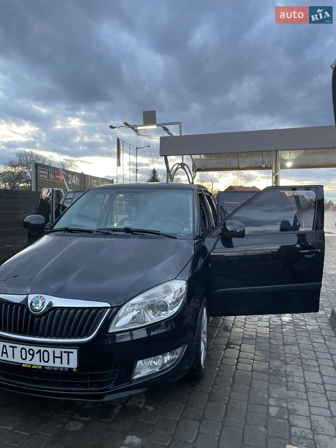 2010 Skoda Fabia - мініатюра 4