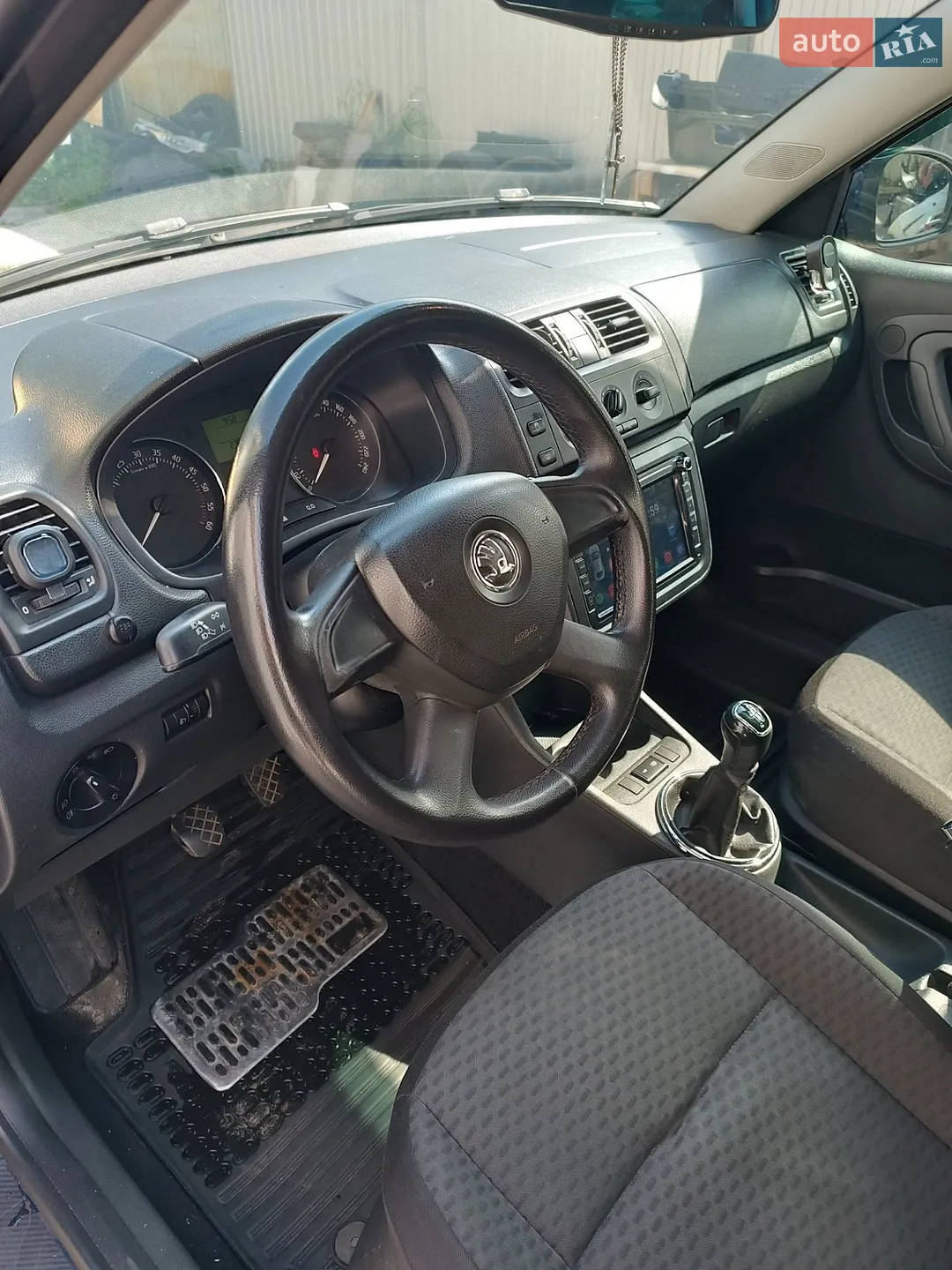2013 Skoda Fabia - мініатюра 18